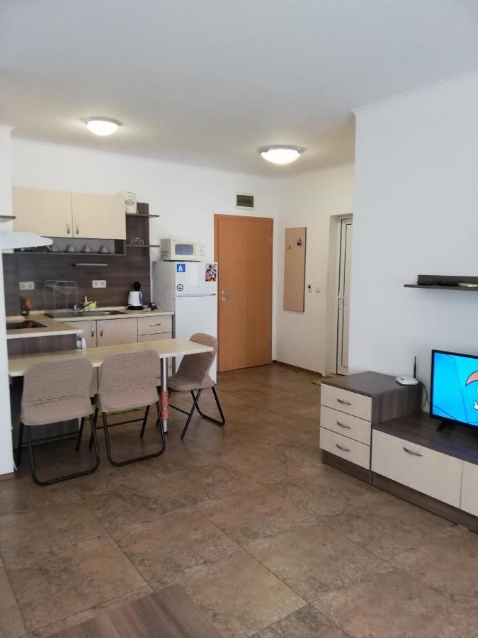 Apartamenti Zhelezovi Поморіє Екстер'єр фото