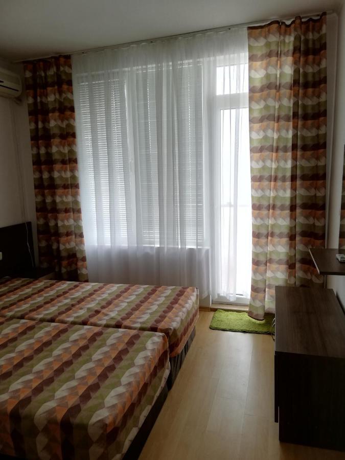Apartamenti Zhelezovi Поморіє Екстер'єр фото