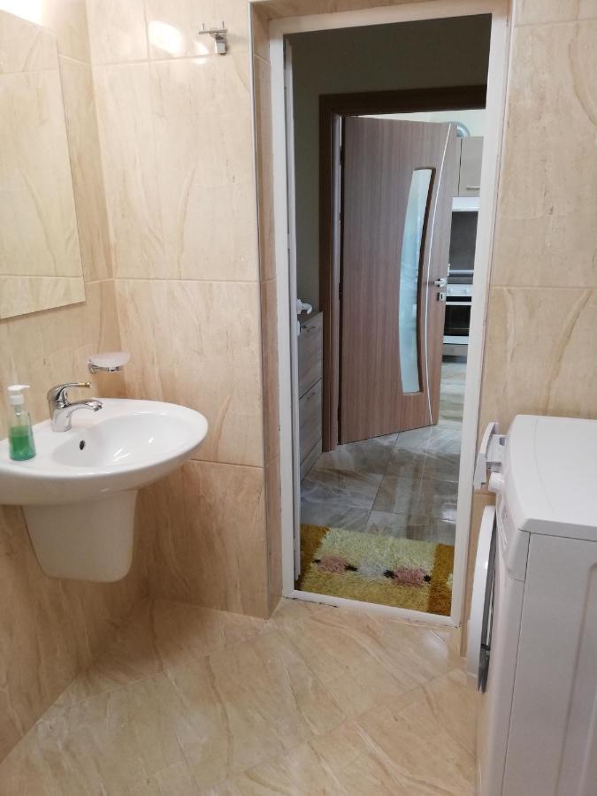 Apartamenti Zhelezovi Поморіє Екстер'єр фото