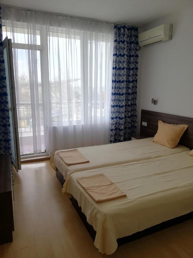 Apartamenti Zhelezovi Поморіє Екстер'єр фото