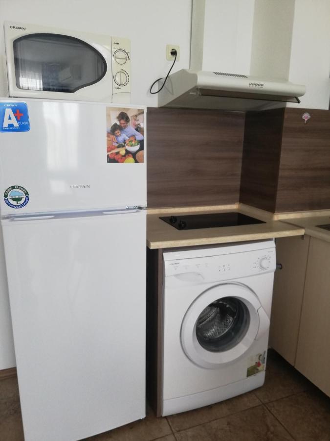Apartamenti Zhelezovi Поморіє Екстер'єр фото